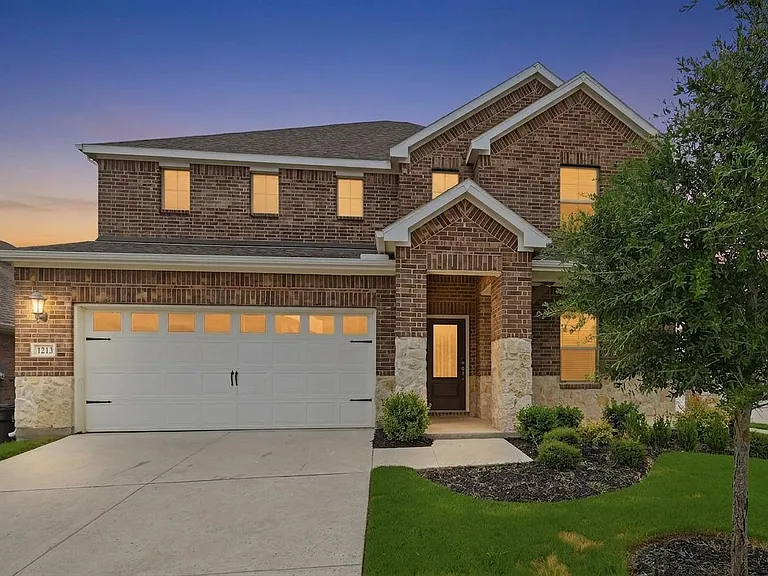 1213 Birchwood Ln — Photo 6