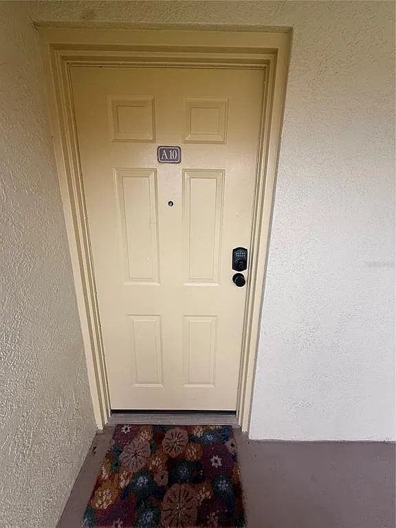 1 bed, 1.0 bath, 665 sqft, $3,300 — Photo 1