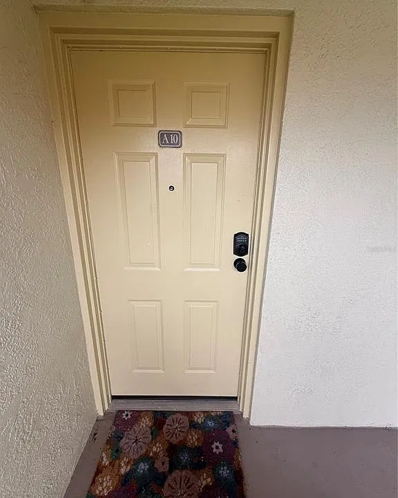 1515 Pinellas Bayway S #10