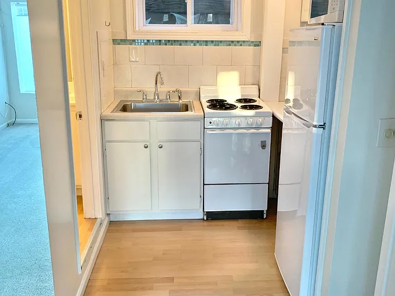 1045 Rosedale Rd #NA — Photo 5