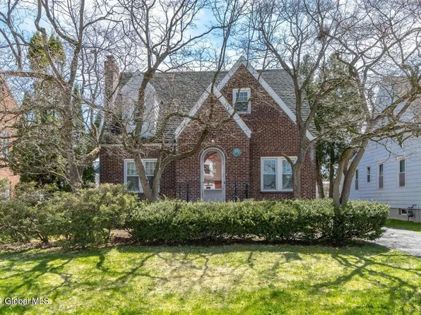11 Turner Place, Albany, NY 12209