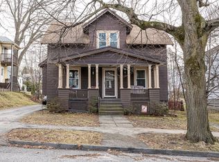 90 Whitmarsh Ave, Worcester, MA 01606