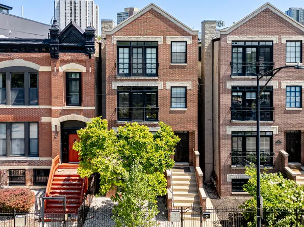 333 S Leavitt St APT 2, Chicago, IL 60612