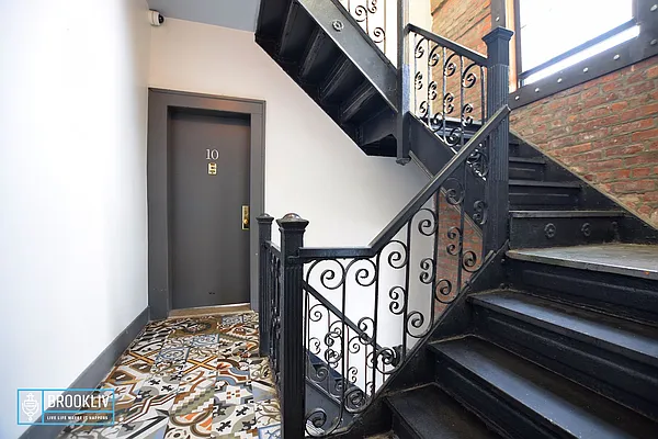 Rented by null | media 7