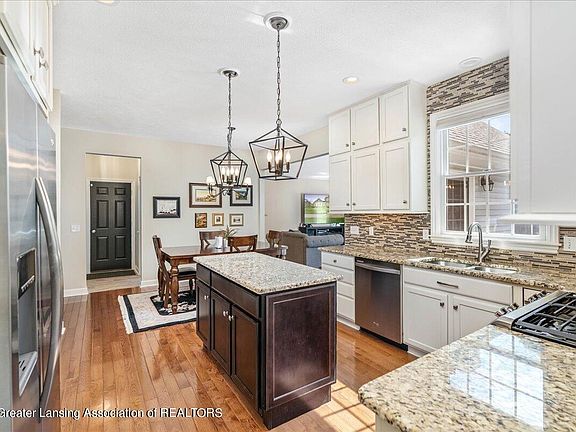 4th image of 13235 Speckledwood Dr