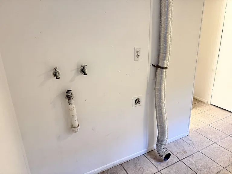 925 S Wilson Ave #3 — Photo 23