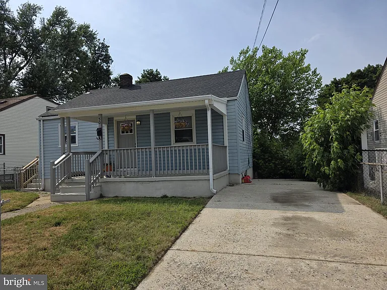 50 Princeton Ave — Photo 2
