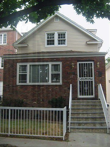 2nd image of 2410 Woodhull Ave