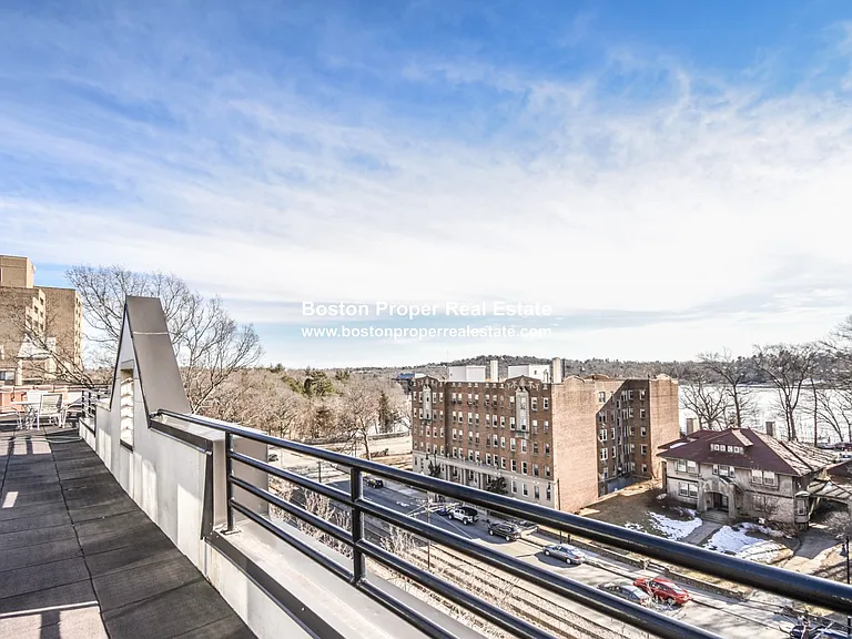 1933 Commonwealth Ave #611 — Photo 12