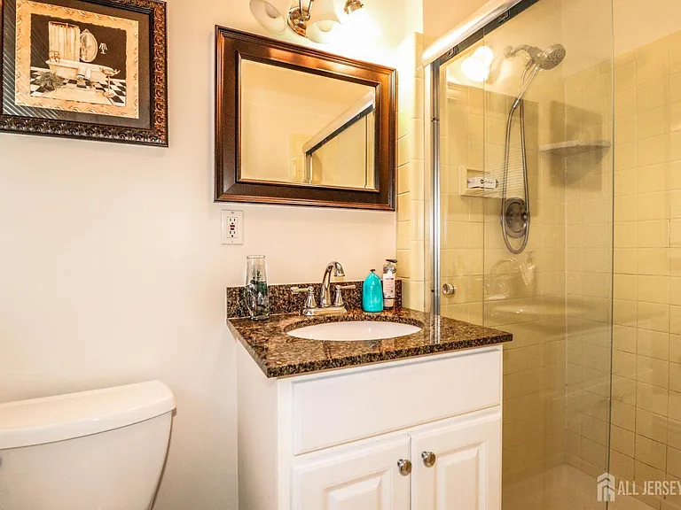5 Timothy Ct — Photo 18