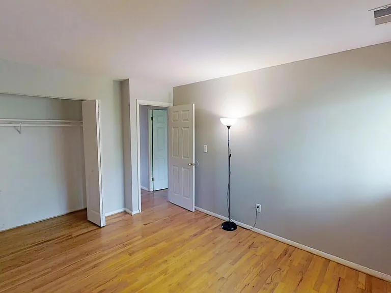 1401 Weldon Pl S — Photo 13