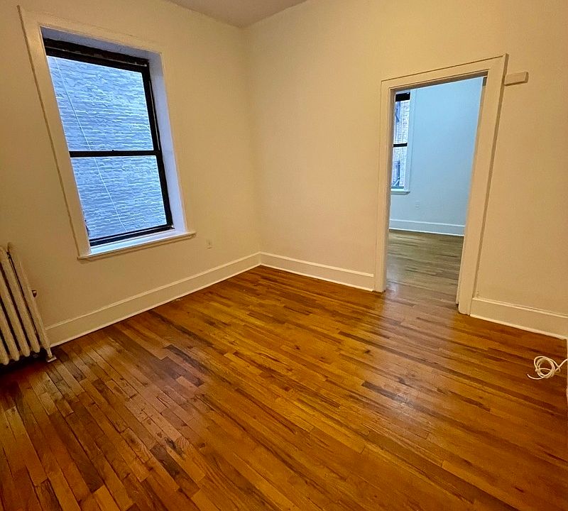 1st image of 210 W 109th St APT 3