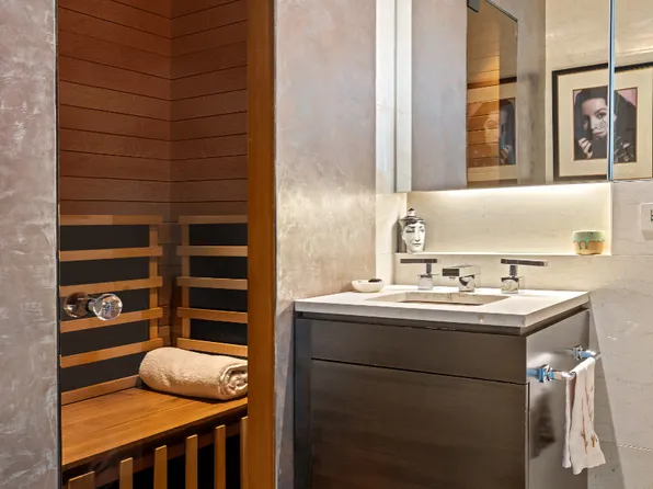 170 East End Avenue image 22 of 30