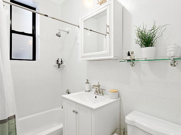 5th image of 296 Sterling Pl APT 5