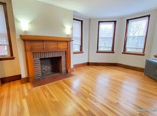 18 Day St APT 402, Somerville, MA 02144