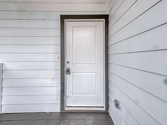 3rd image of 2528 S Texas Ave #A