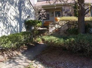 1648 Hunters Ct, Yardley, PA