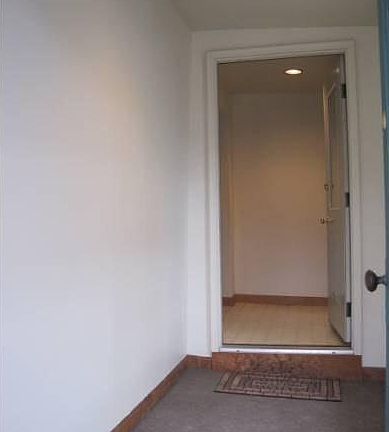 3rd image of 11 Ponce St