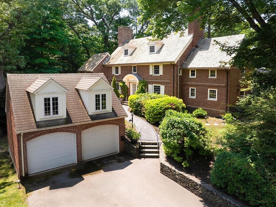 1st image of 86 Waban Ave