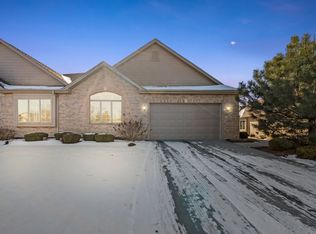 11901 Tower Bridge Dr, Mokena, IL 60448