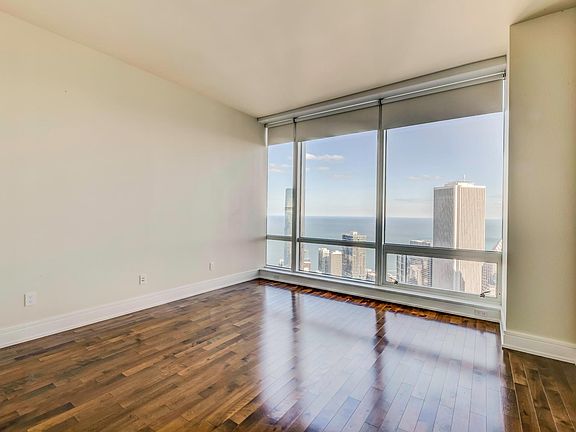 4th image of 401 N Wabash Ave Unit 83E