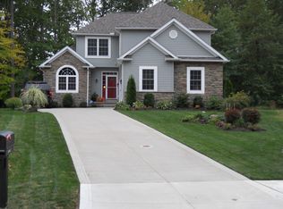 2046 Lloyd Court Dr, Wickliffe, OH 44092