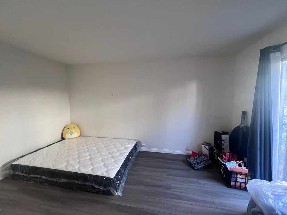 2nd image of 11865 Exline St