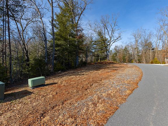 4th image of 46 Amberleaf Way