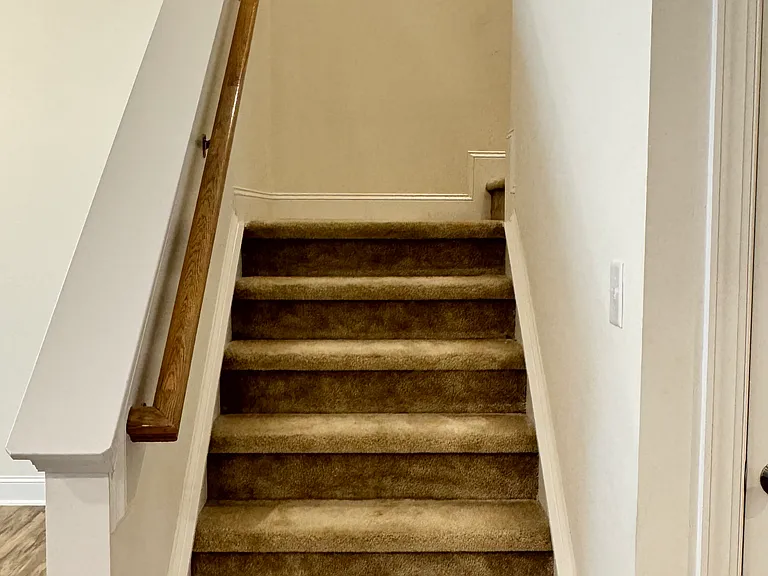 409 Lionel St — Photo 11