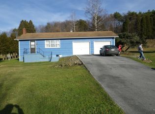 209 Shawna Rd, Northern Cambria, PA 15714