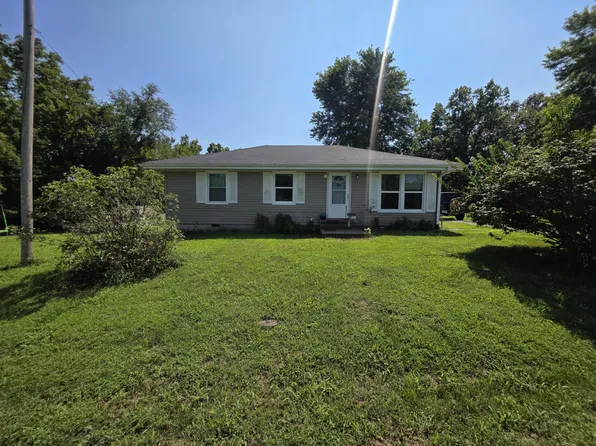 103 Silvey St, Fayette, MO 65248