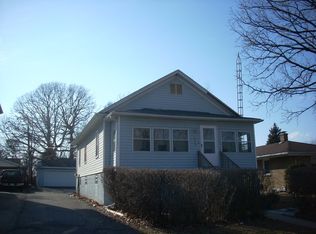 1923 Cora St, Crest Hill, IL 60403