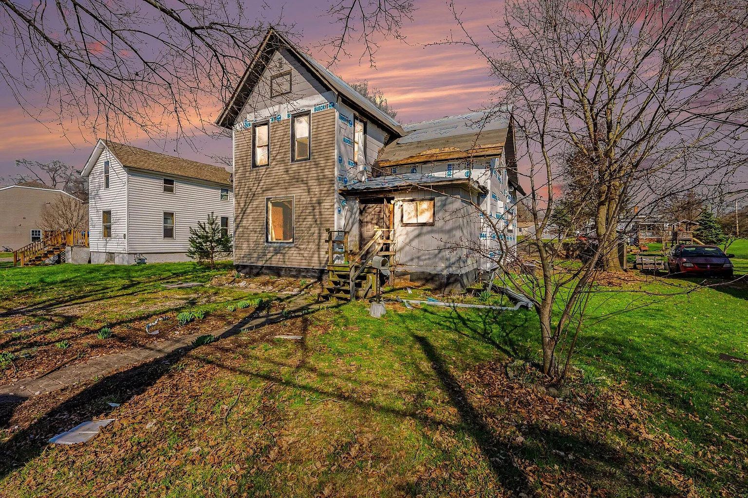 606 8th St photo 1