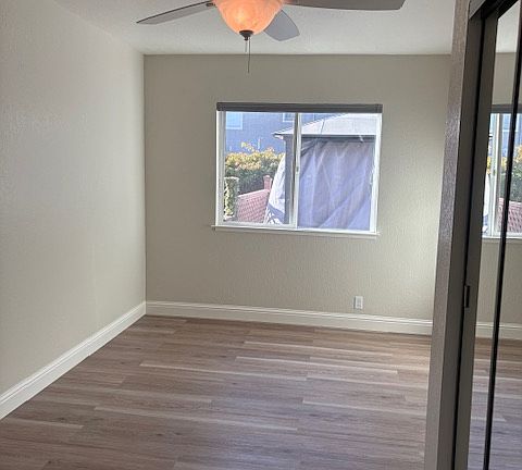 5th image of 4676 Heyer Ave