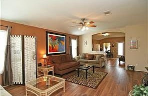 3rd image of 105 Quail Hollow Dr