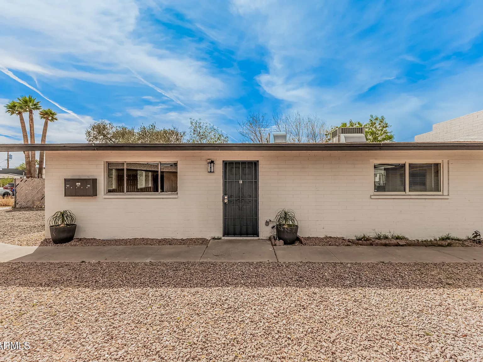 2 bed, 1.0 bath, 640 sqft, $1,445 — Photo 1