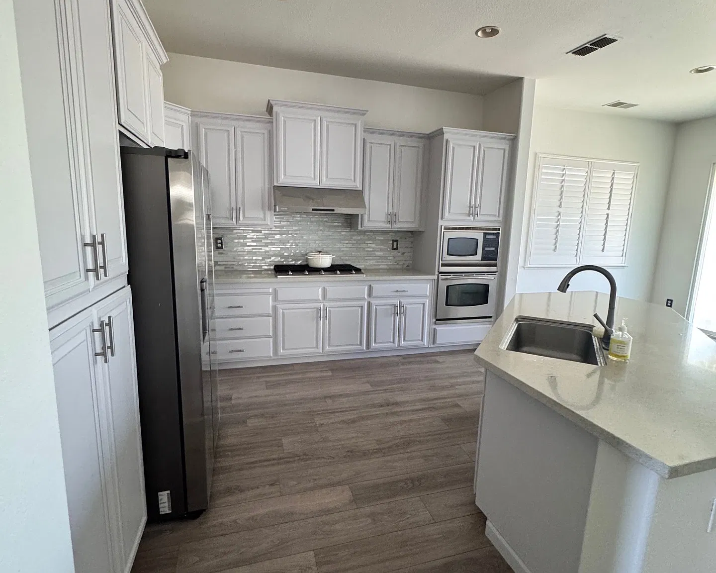 3 bed, 2086 sqft, $3,100 — Photo 2