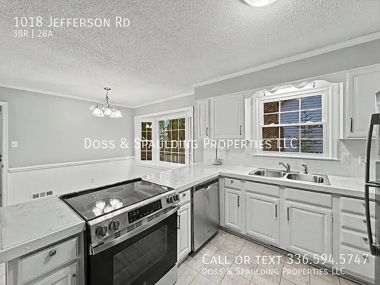 1018 Jefferson Rd — Photo 8