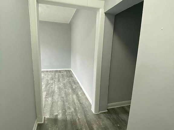 5th image of 499 Ocean Ave #D4