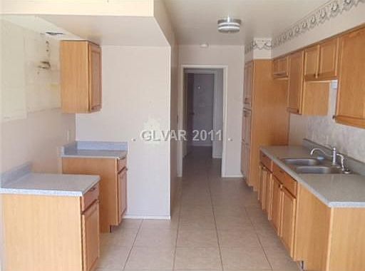 4th image of 4526 Del Oro Dr