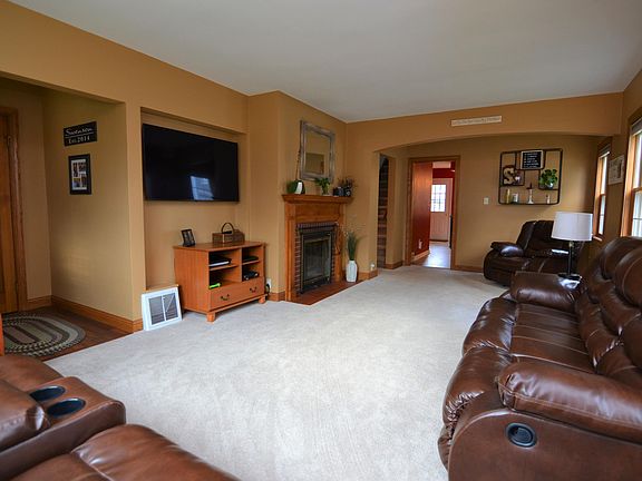 2nd image of 647 Midland Ave