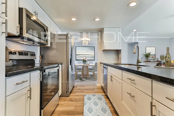 1303 E Dunbar Dr — Photo 3