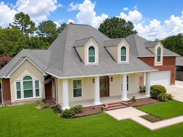 20695 Vermont St, Livingston, LA 70754