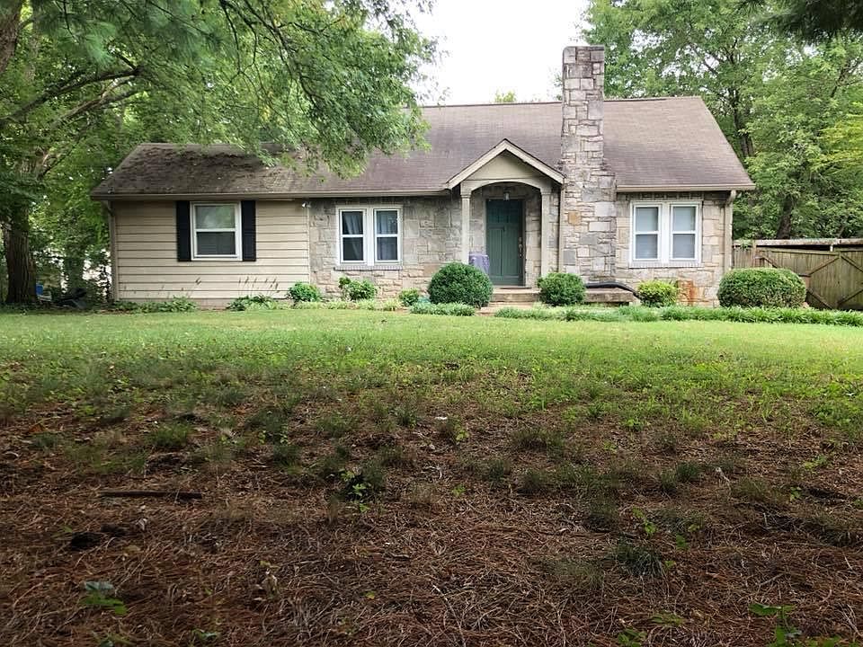1st image of 106 Walnut Hill Dr