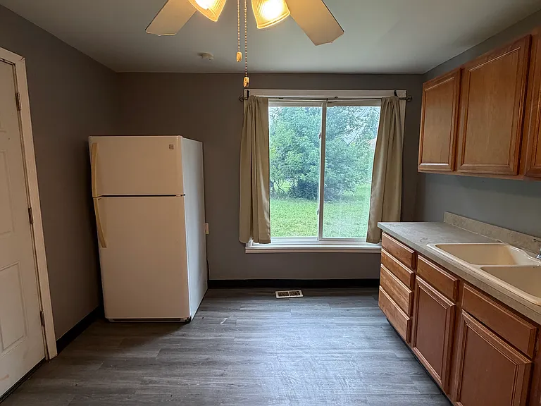 11600 Beulah Ave #R — Photo 7