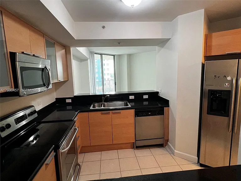 140 S Dixie Hwy #716 — Photo 3