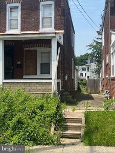 118 S 3rd St, Darby, PA, 19023