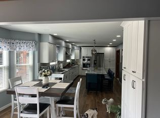 1305 Cayton Rd, Florence, KY 41042