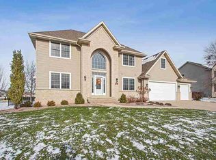 1431 Bingham Dr, De Pere, WI 54115