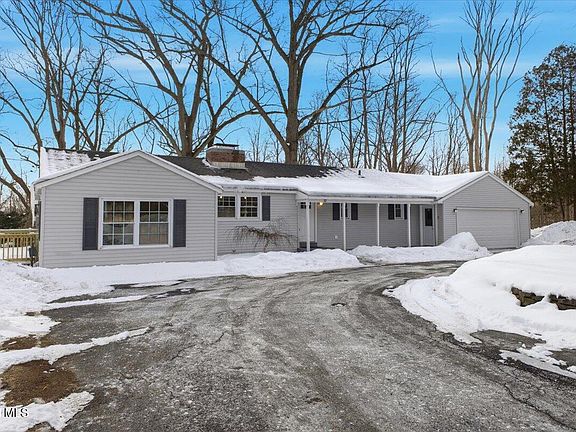 4th image of 12 Laurel Road